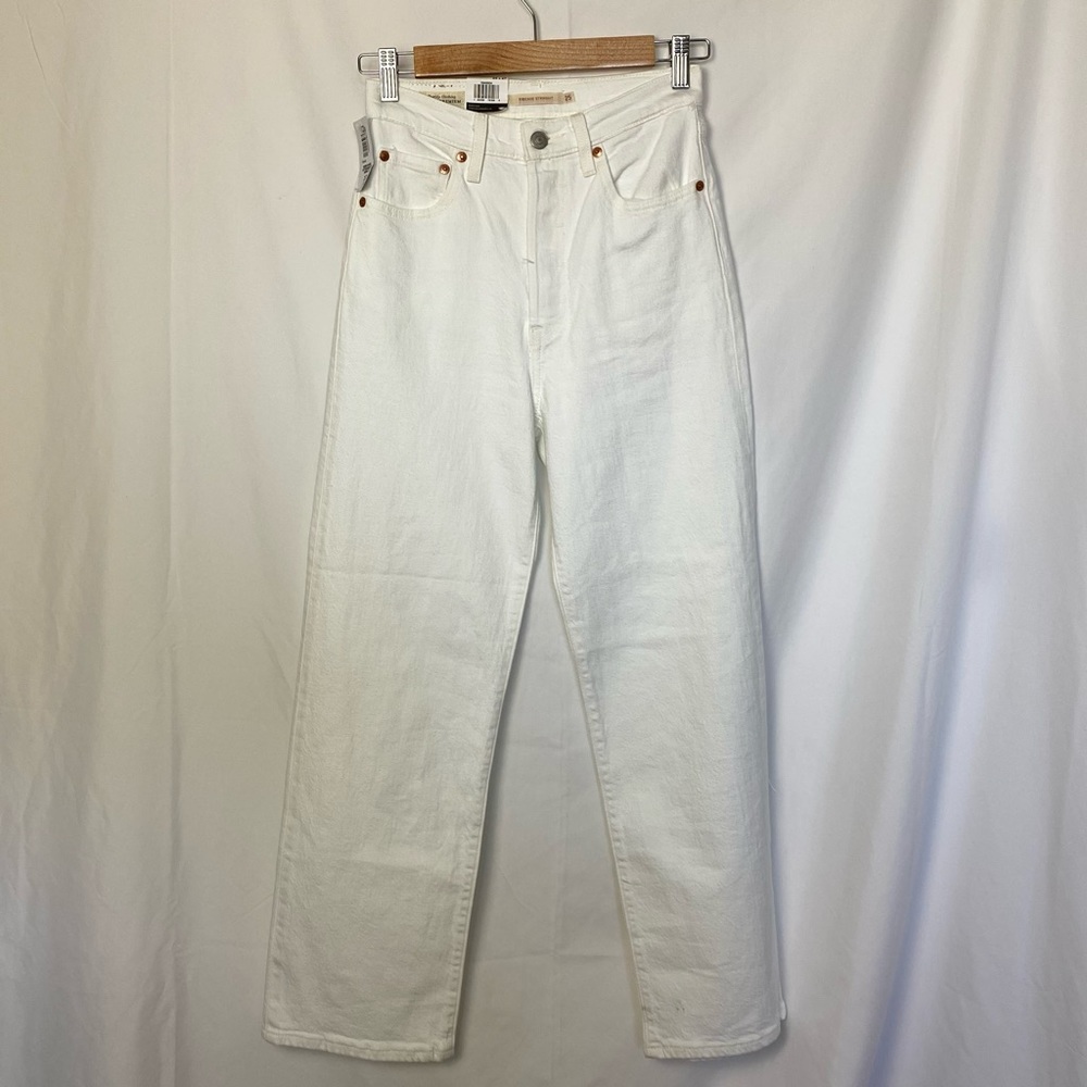 Levi’s White Rib Cage Jeans